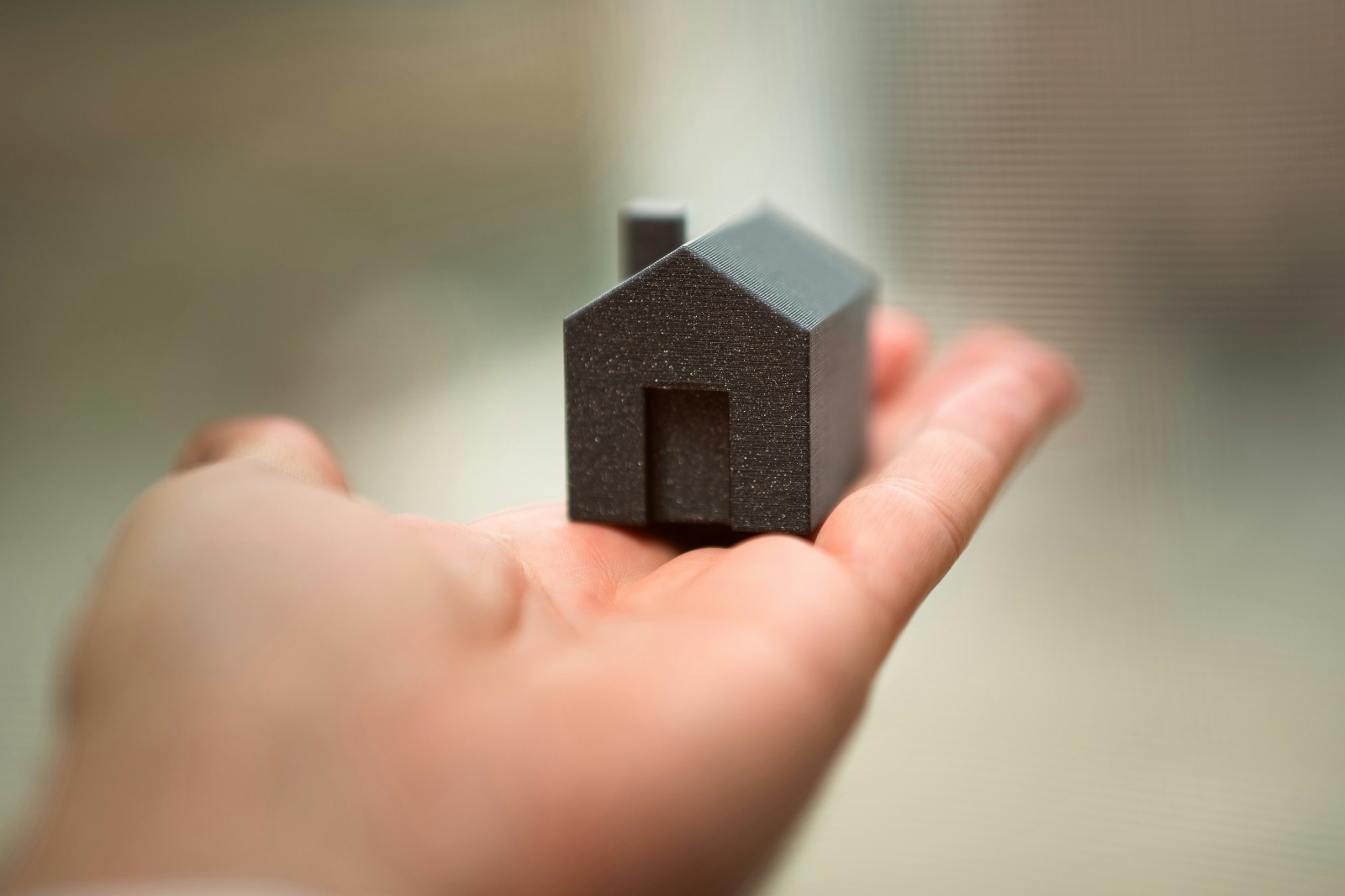 Cash buyer vs realtor selling options for Memphis homeowners